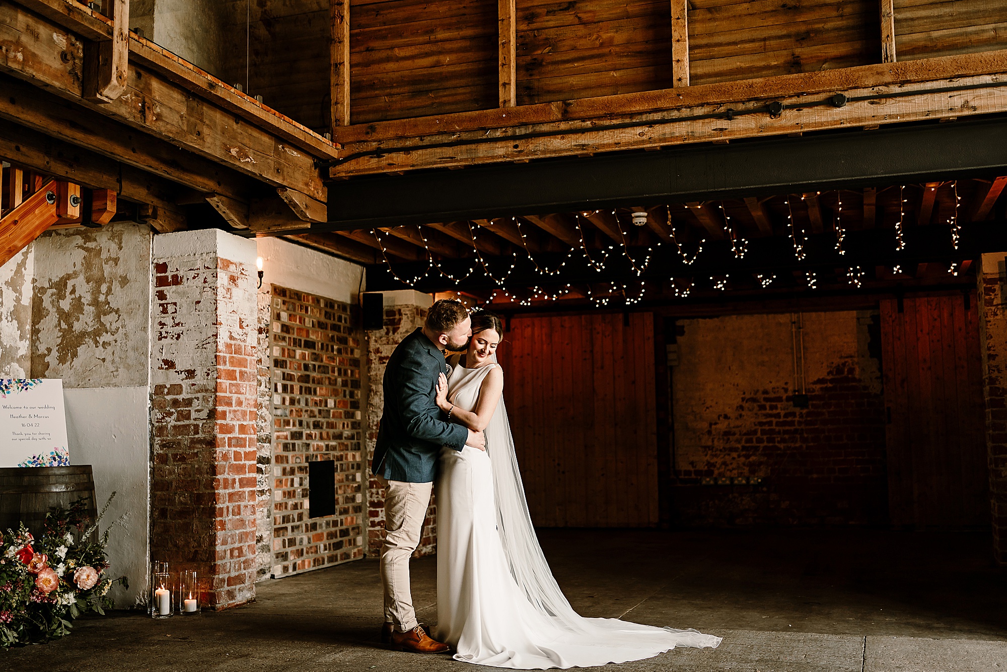 Woolas Barn wedding