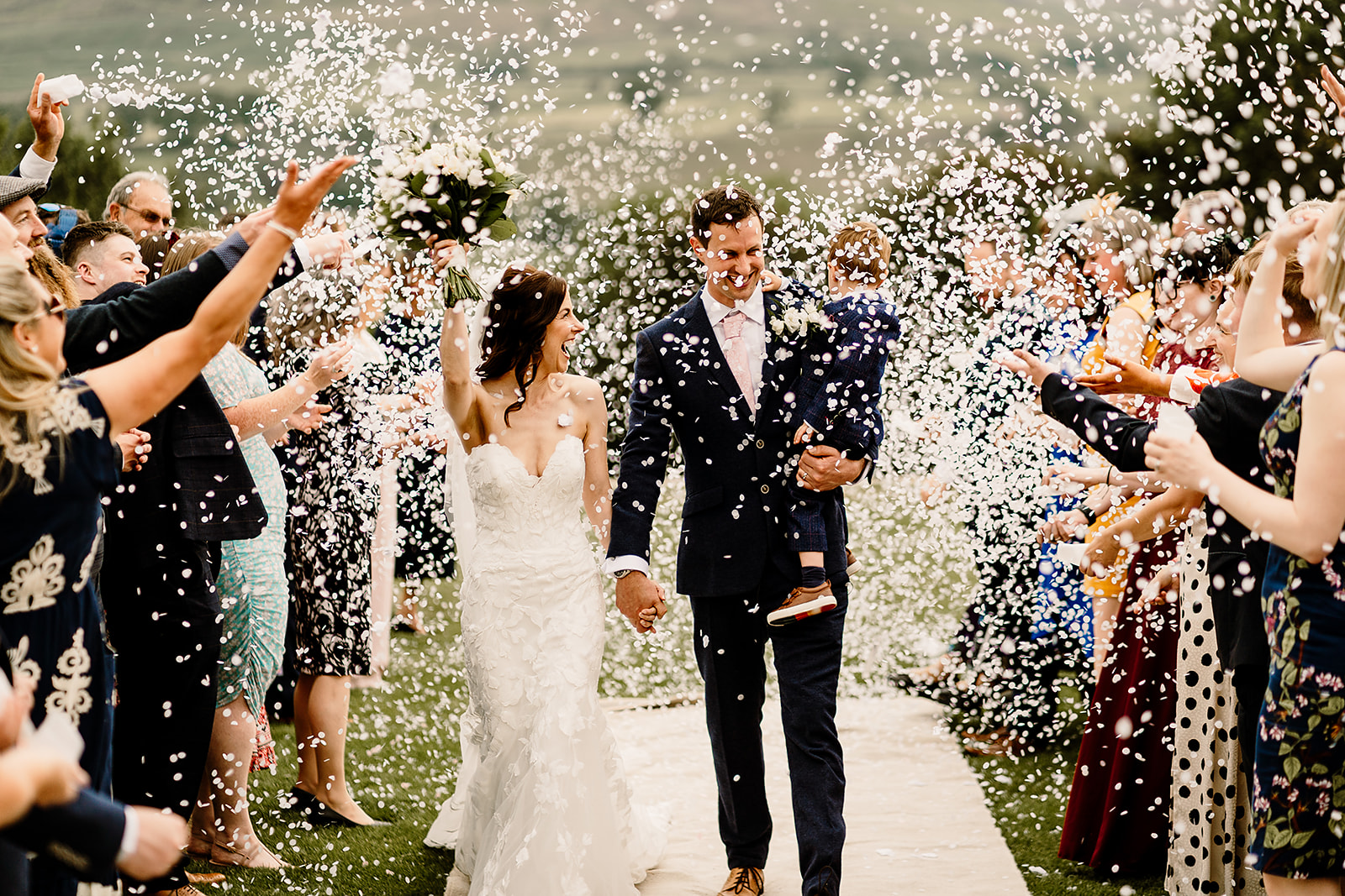 the saddle rooms wedding photographer