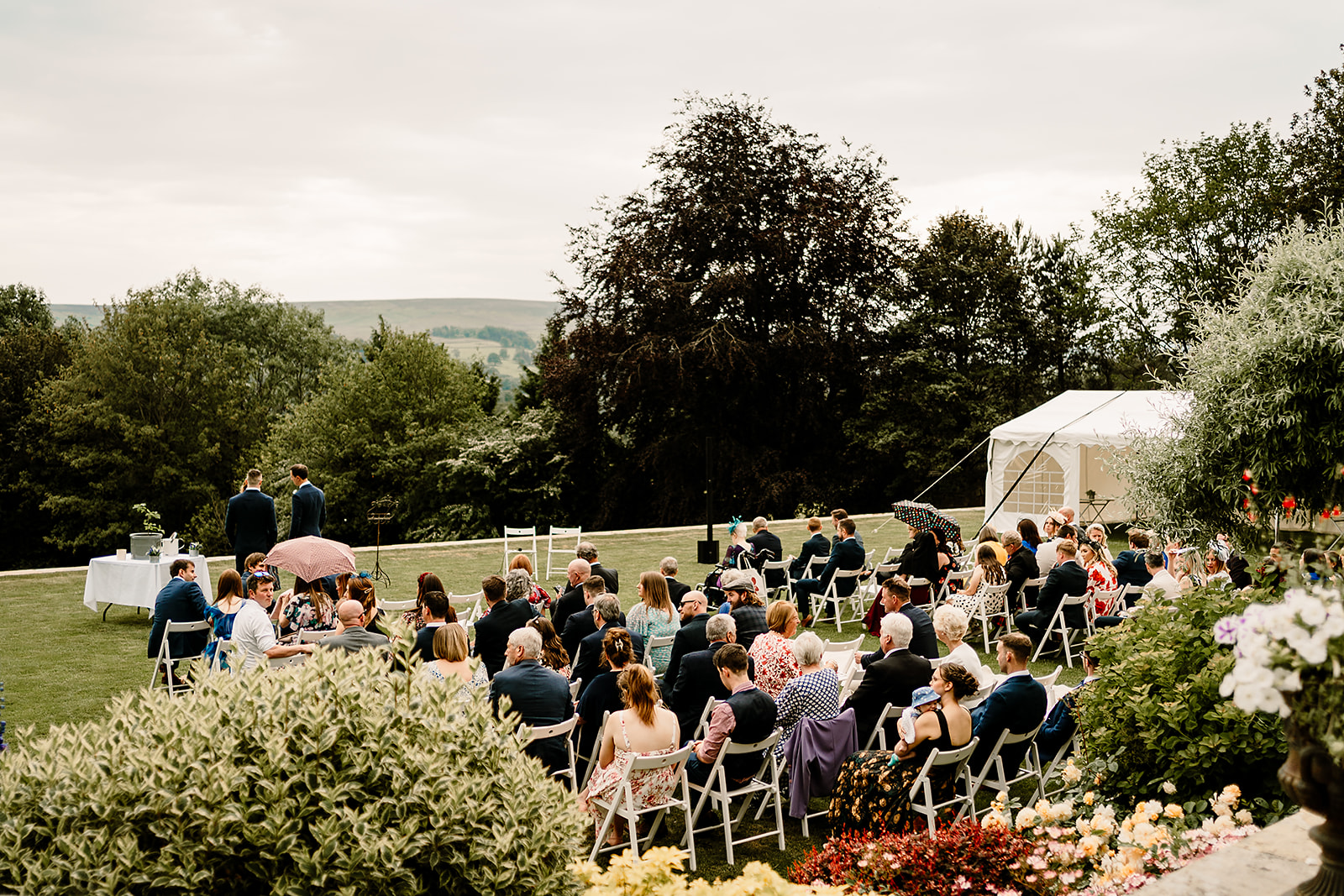 the saddle rooms wedding