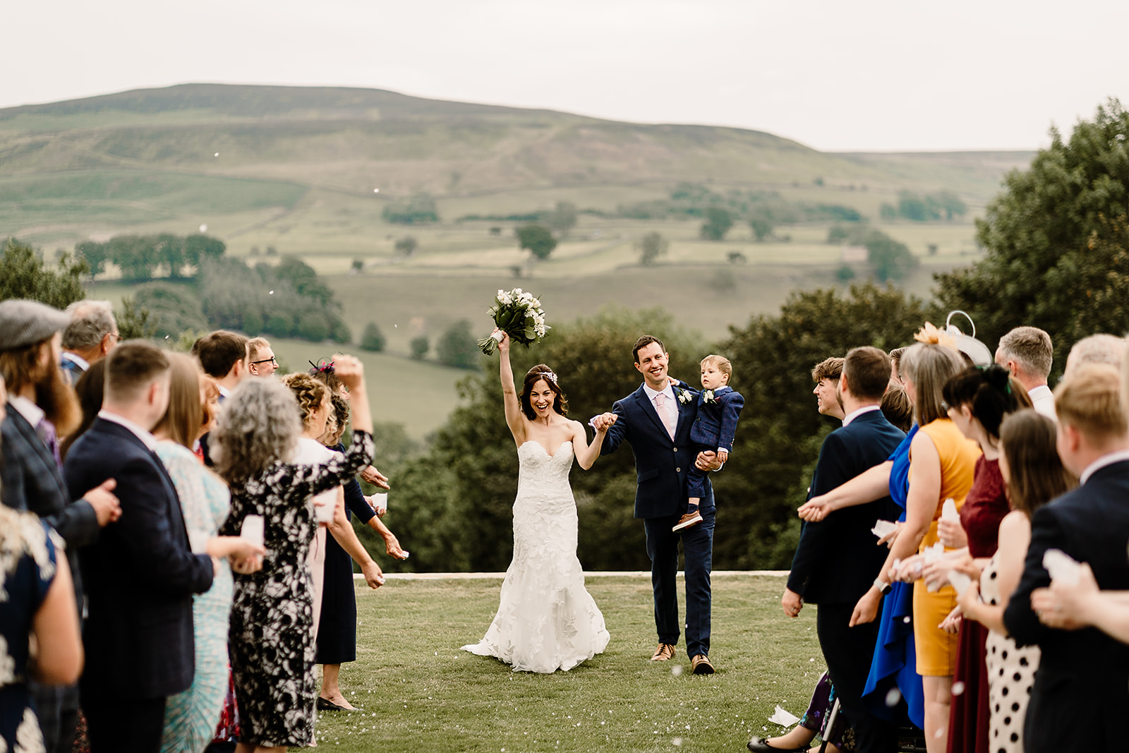 the saddle rooms wedding photographer