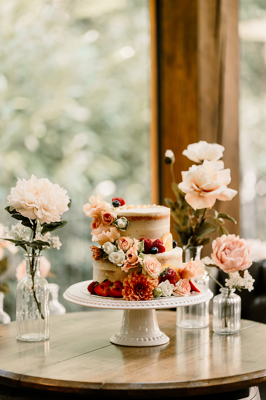 relaxed bride & groom portraits at the woodman inn huddersfield