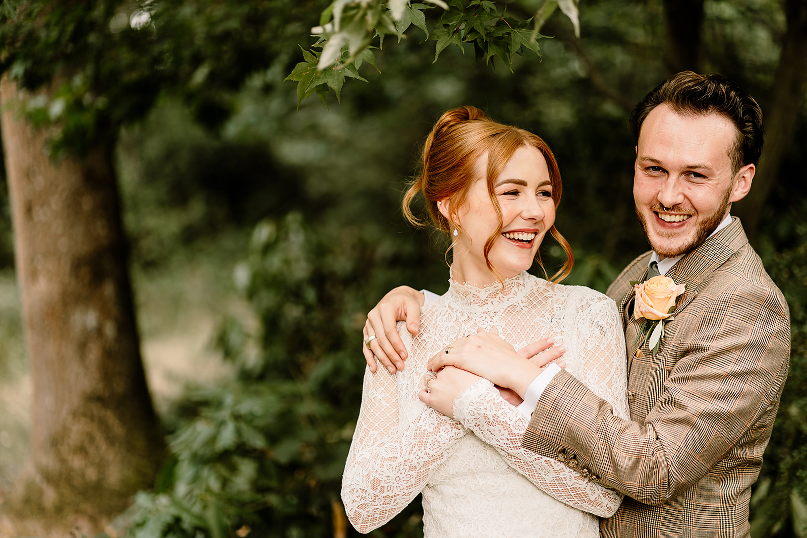 relaxed bride & groom portraits