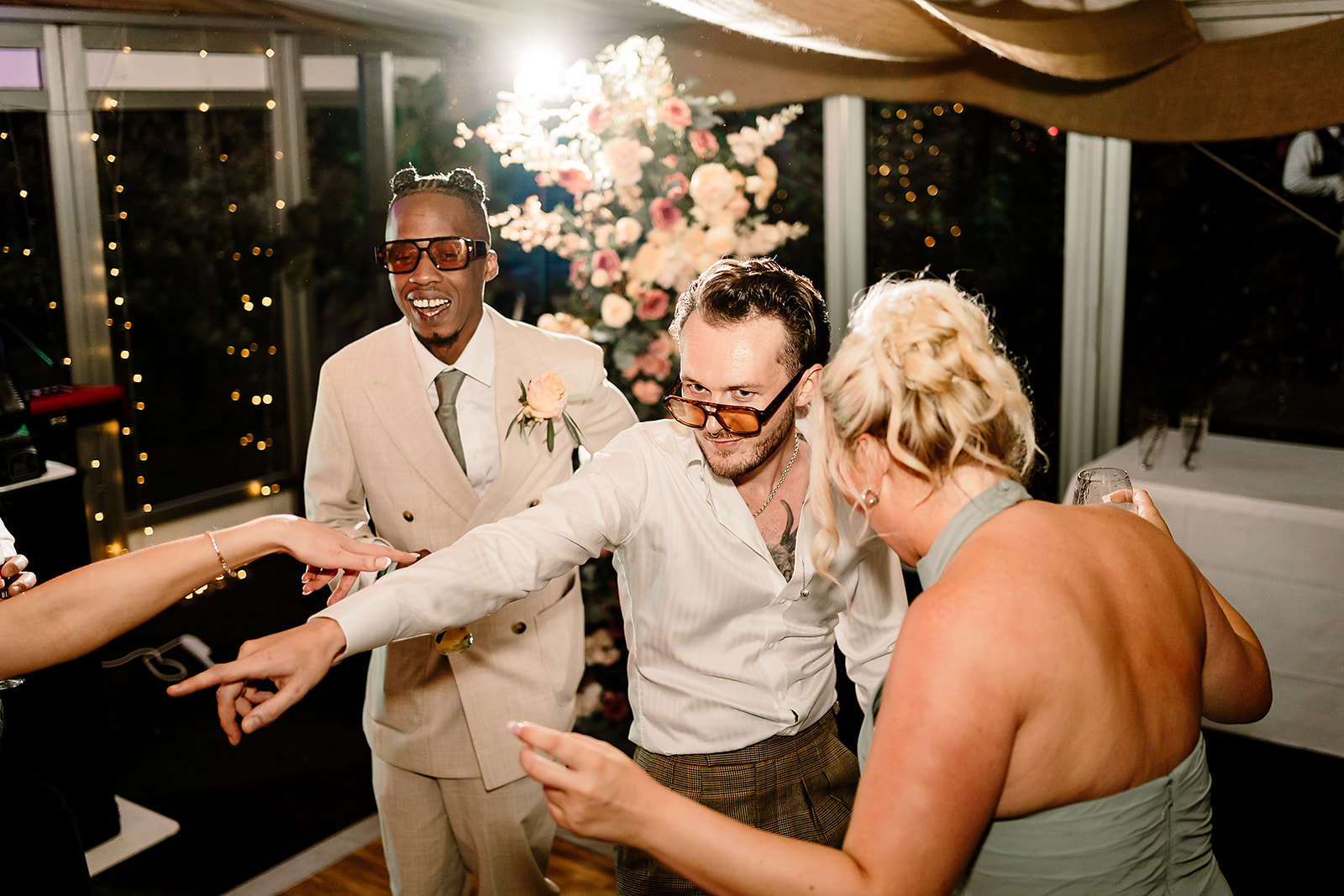 wedding party dancefloor